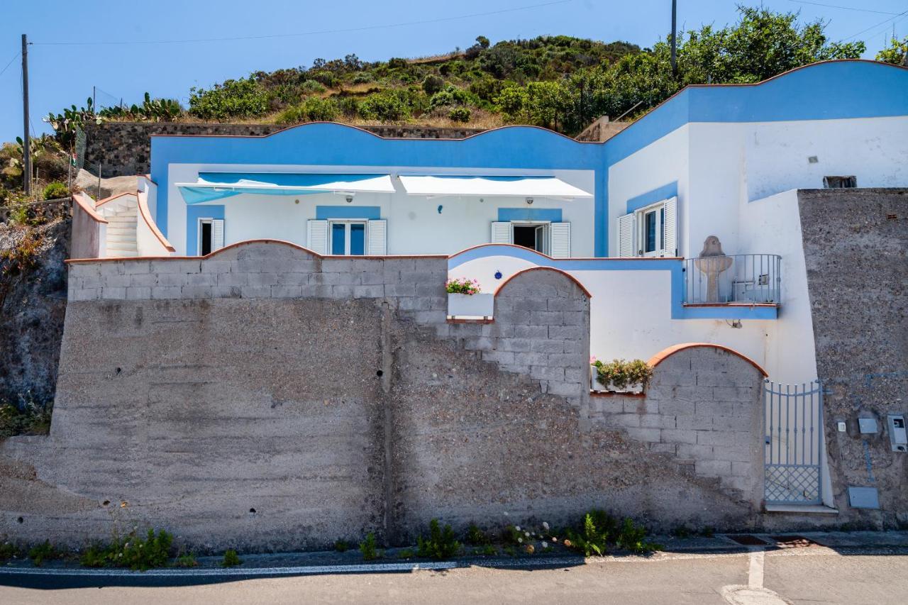 La Casa Del Capitano Ponza Villa Bagian luar foto